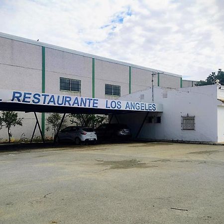 Pension Los Angeles La Puebla de Cazalla Εξωτερικό φωτογραφία