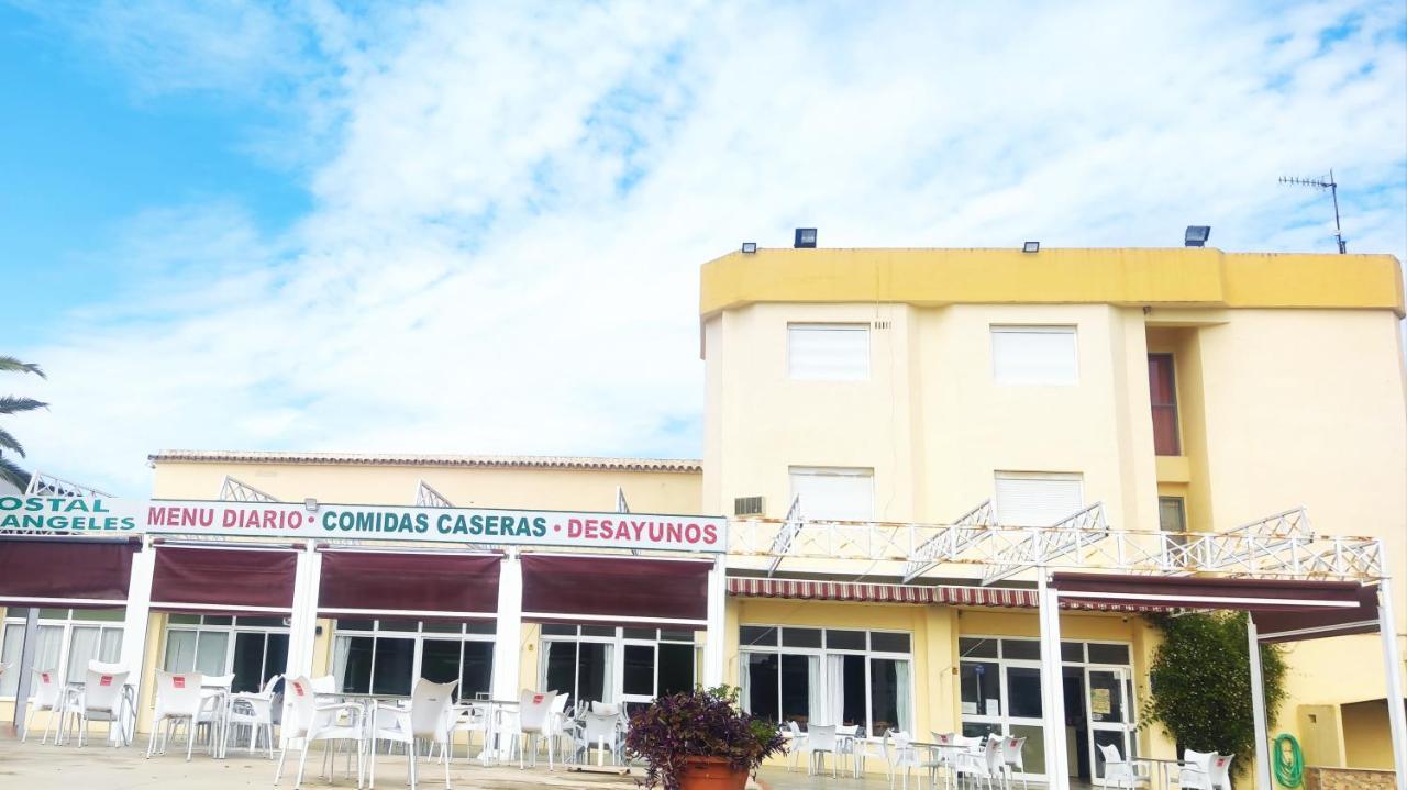 Pension Los Angeles La Puebla de Cazalla Εξωτερικό φωτογραφία
